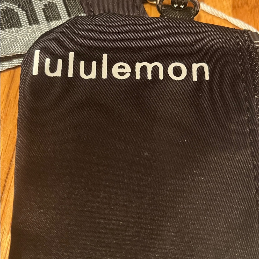 lululemon athletica Black Keychain Pouch Set - Picture 3 of 4